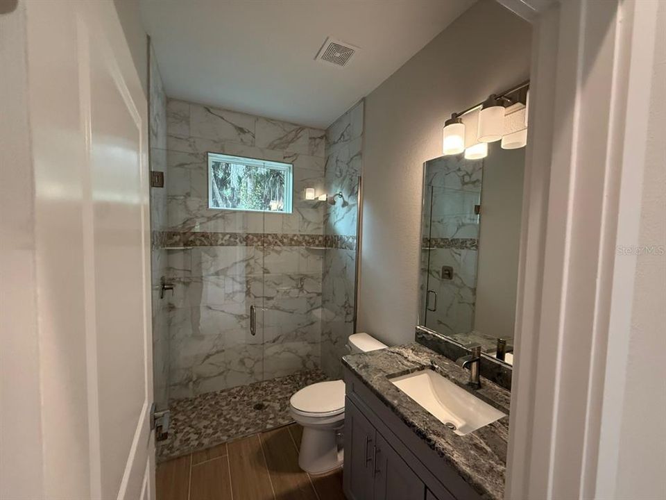 На продажу: $364,990 (3 спален, 2 ванн, 1655 Квадратных фут)