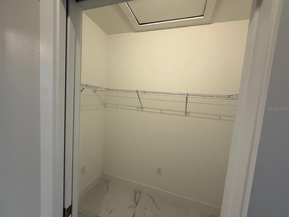 На продажу: $364,990 (3 спален, 2 ванн, 1655 Квадратных фут)