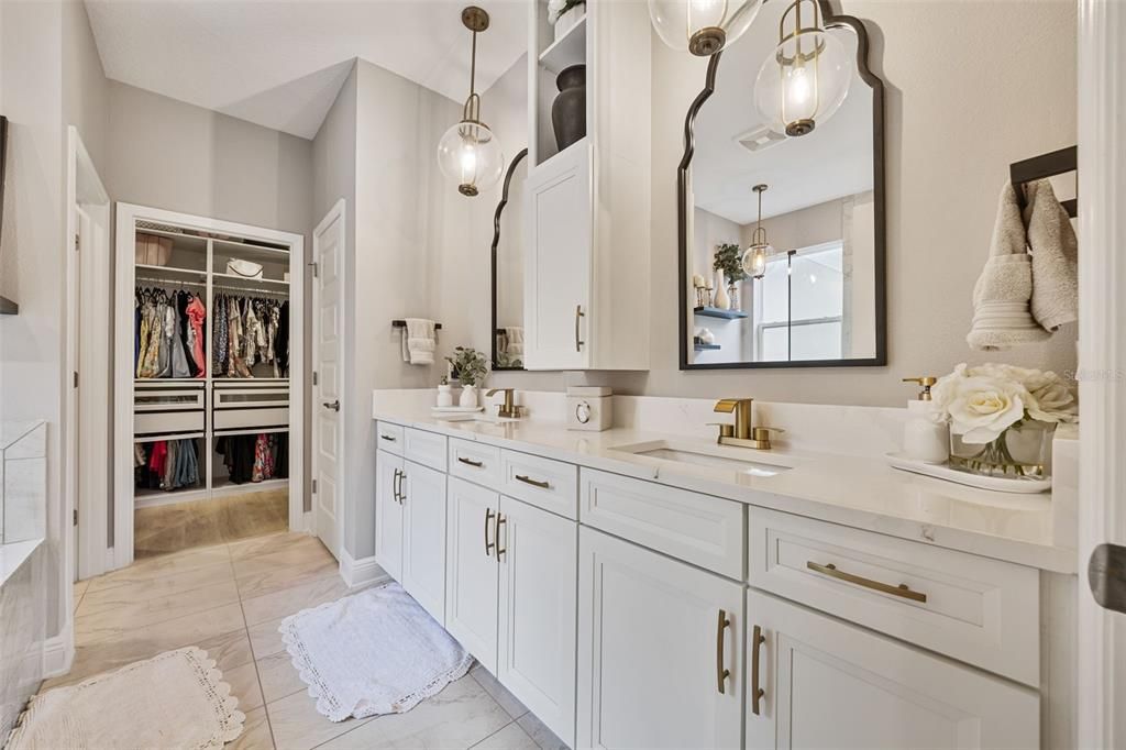 待售: $850,000 (4 贝兹, 3 浴室, 3126 平方英尺)