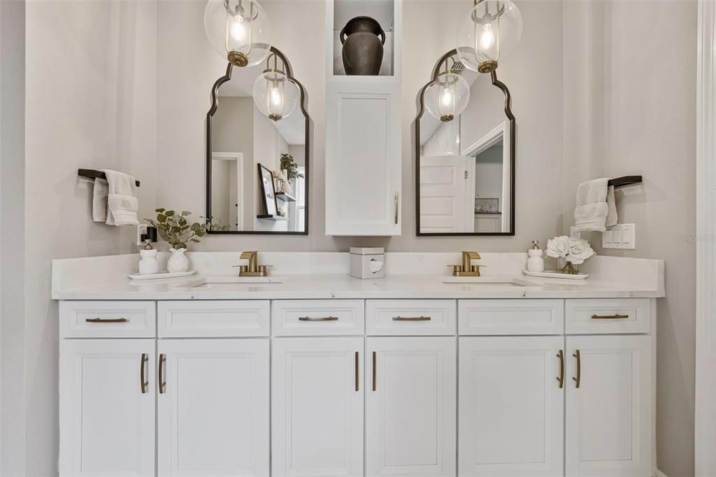 待售: $850,000 (4 贝兹, 3 浴室, 3126 平方英尺)