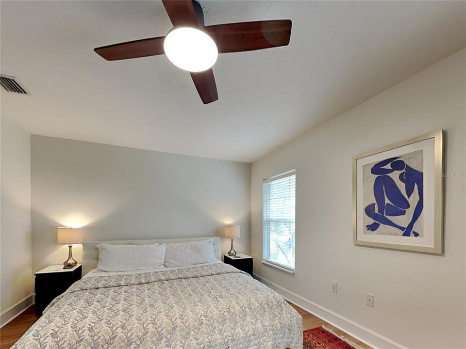 出租: $3,145 (3 贝兹, 2 浴室, 1674 平方英尺)