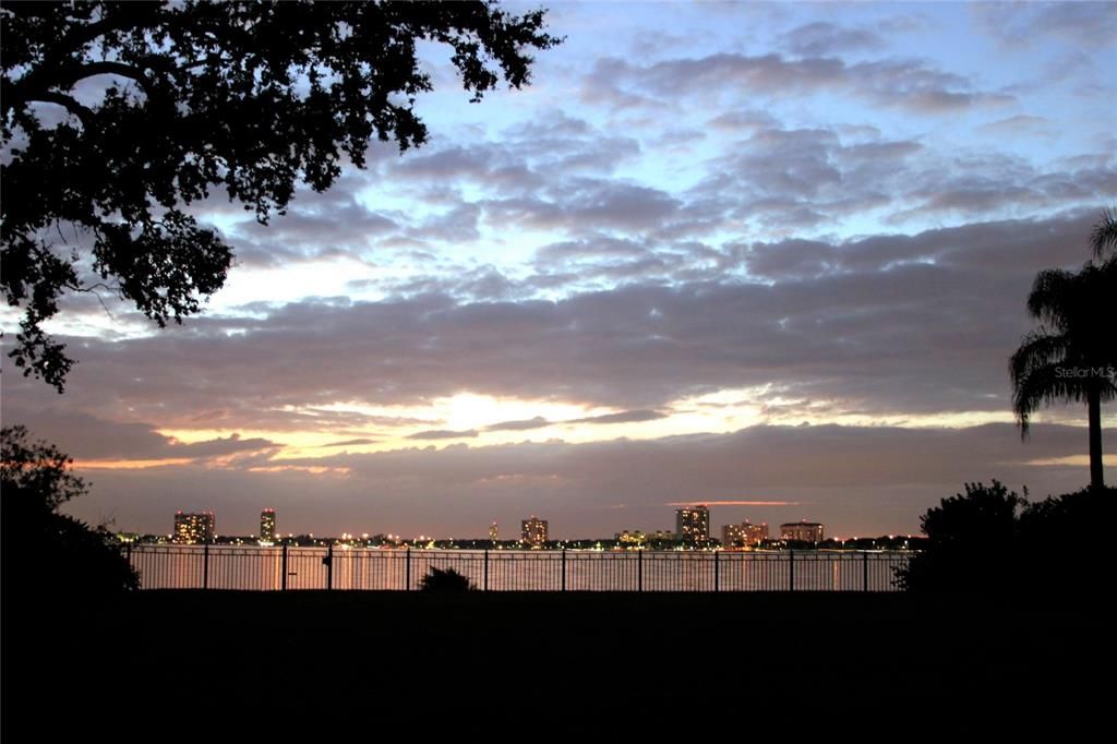 出租: $3,145 (3 贝兹, 2 浴室, 1674 平方英尺)