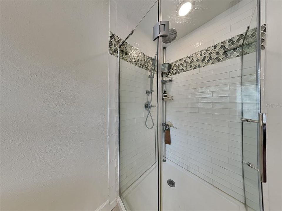 出租: $3,145 (3 贝兹, 2 浴室, 1674 平方英尺)