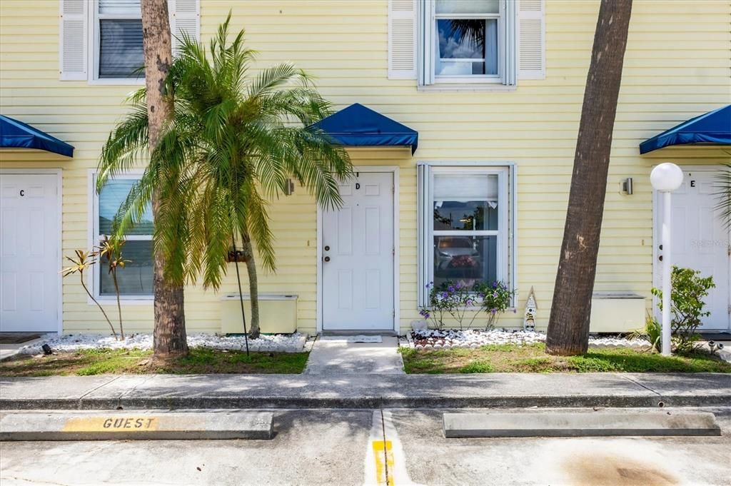 En Venta: $199,500 (2 camas, 2 baños, 1078 Pies cuadrados)