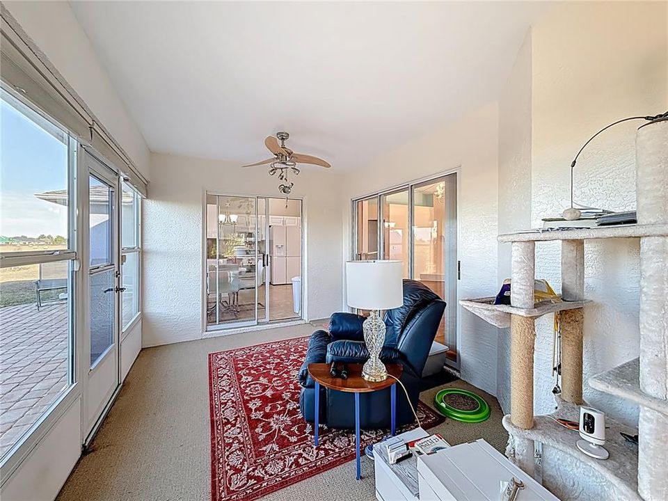 En Venta: $269,000 (3 camas, 2 baños, 1528 Pies cuadrados)