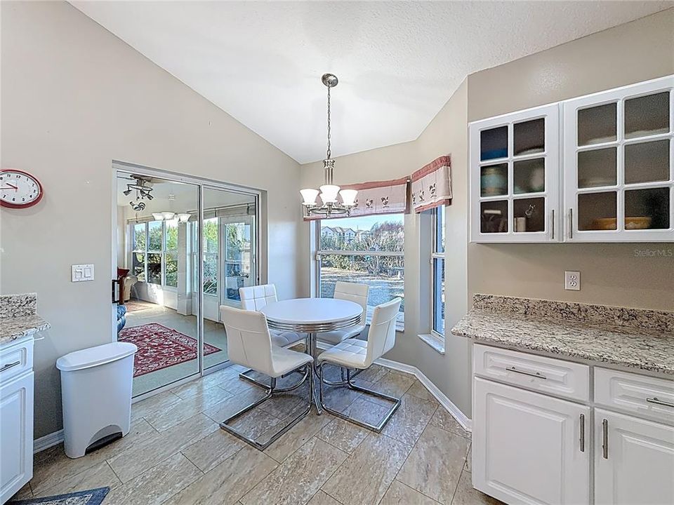 En Venta: $269,000 (3 camas, 2 baños, 1528 Pies cuadrados)