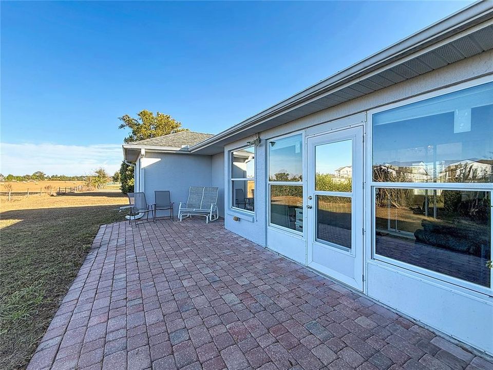 En Venta: $269,000 (3 camas, 2 baños, 1528 Pies cuadrados)