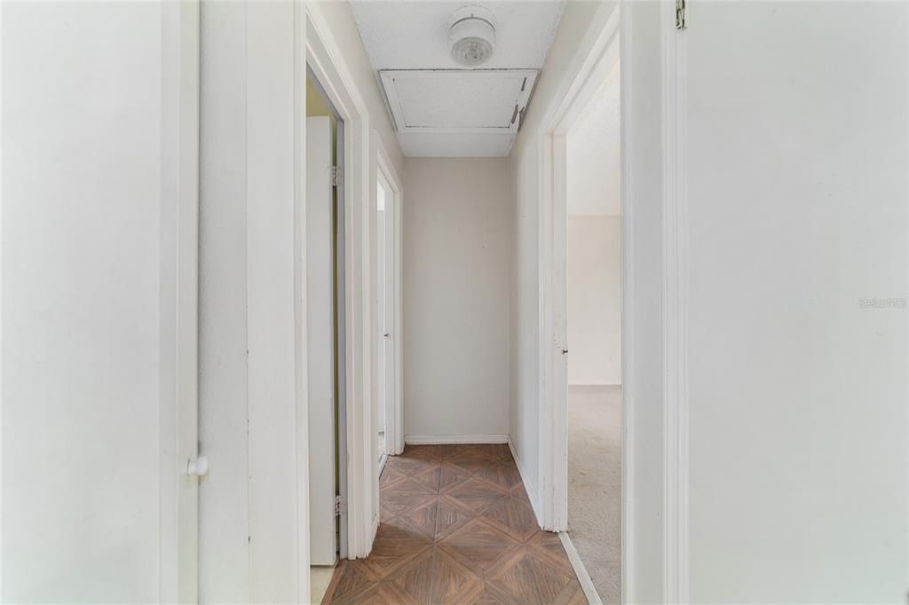 待售: $235,000 (3 贝兹, 2 浴室, 1567 平方英尺)