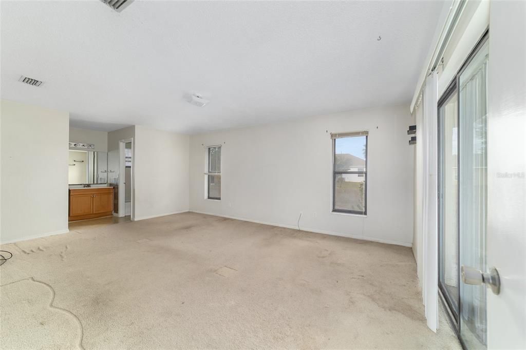 待售: $235,000 (3 贝兹, 2 浴室, 1567 平方英尺)