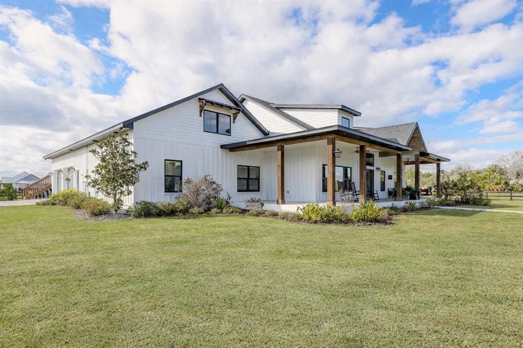 Active With Contract: $1,499,000 (4 beds, 3 baths, 3694 Square Feet)