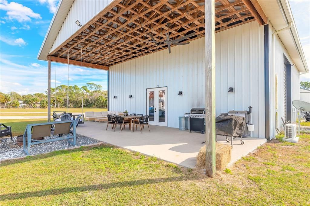 Active With Contract: $1,499,000 (4 beds, 3 baths, 3694 Square Feet)