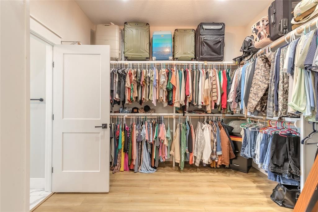 Active With Contract: $1,499,000 (4 beds, 3 baths, 3694 Square Feet)