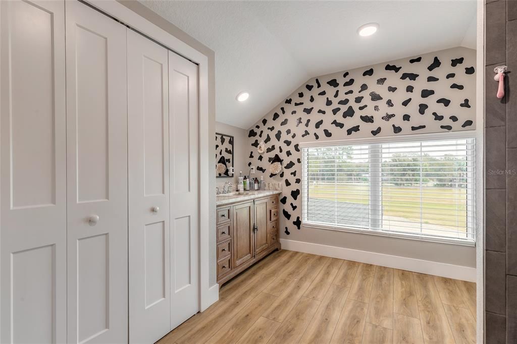 Active With Contract: $1,499,000 (4 beds, 3 baths, 3694 Square Feet)