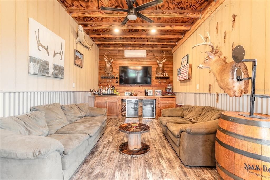 Active With Contract: $1,499,000 (4 beds, 3 baths, 3694 Square Feet)