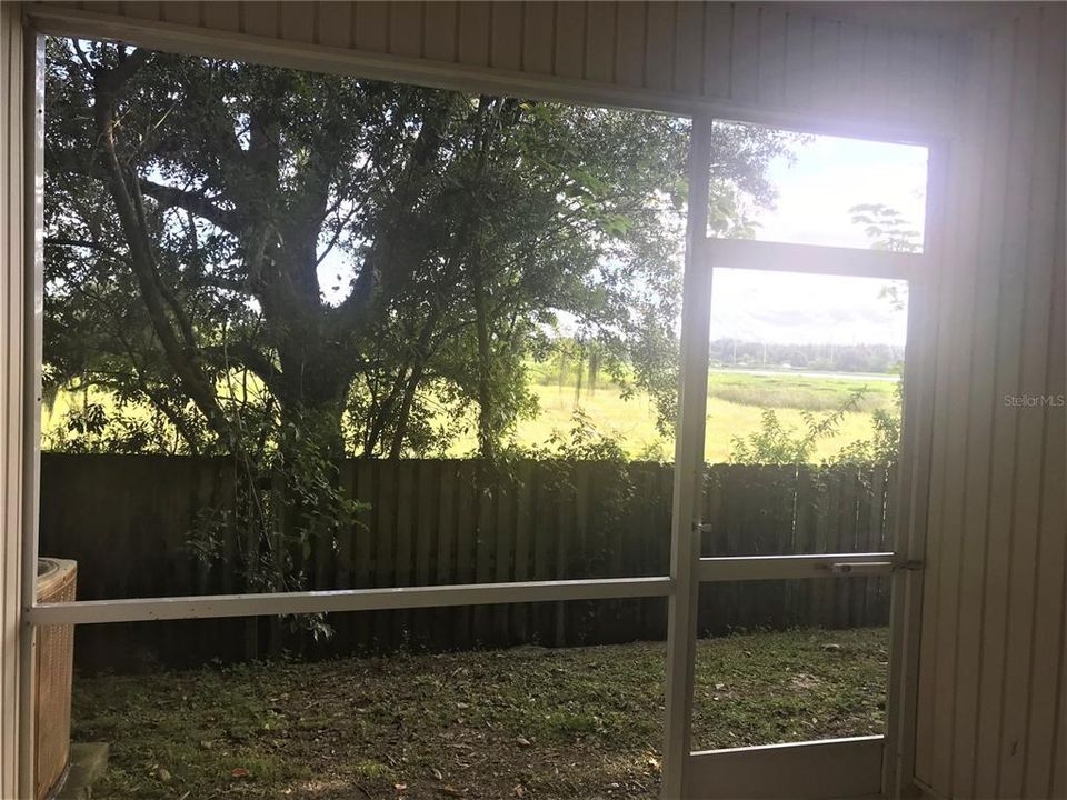 For Rent: $1,650 (2 beds, 1 baths, 1140 Square Feet)