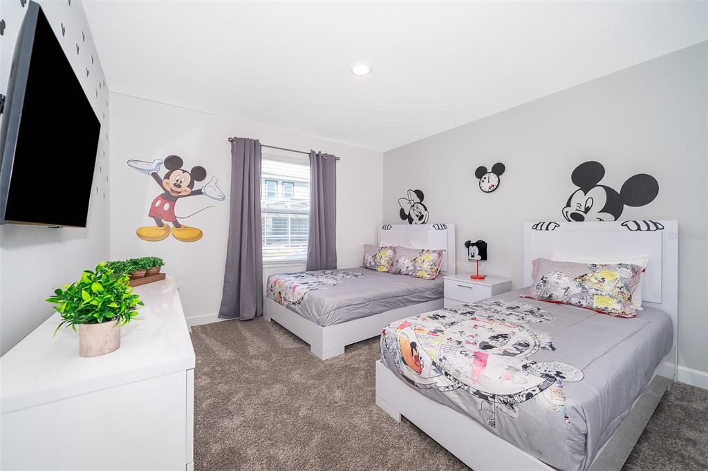 En Renta: $2,750 (4 camas, 3 baños, 1914 Pies cuadrados)