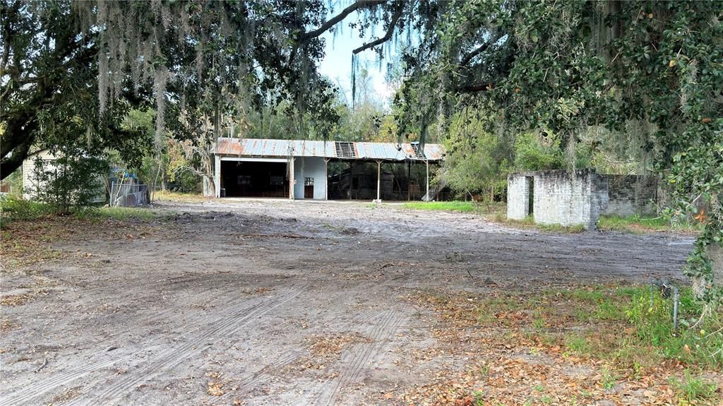 待售: $270,000 (0 贝兹, 0 浴室, 660 平方英尺)