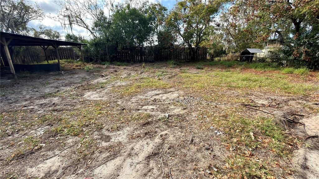 待售: $270,000 (0 贝兹, 0 浴室, 660 平方英尺)