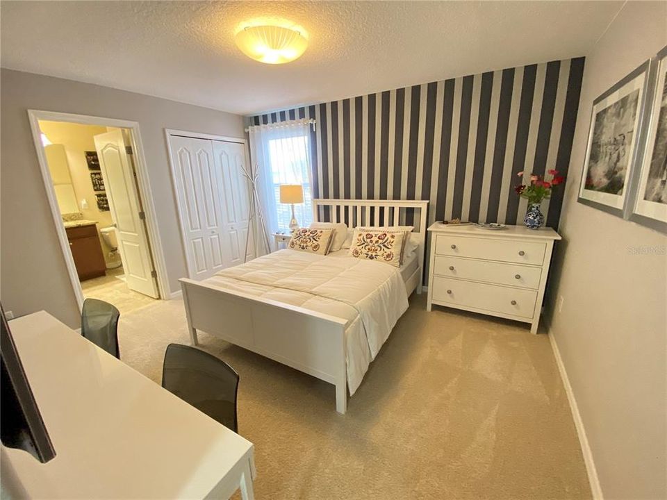 En Renta: $3,800 (3 camas, 2 baños, 1988 Pies cuadrados)