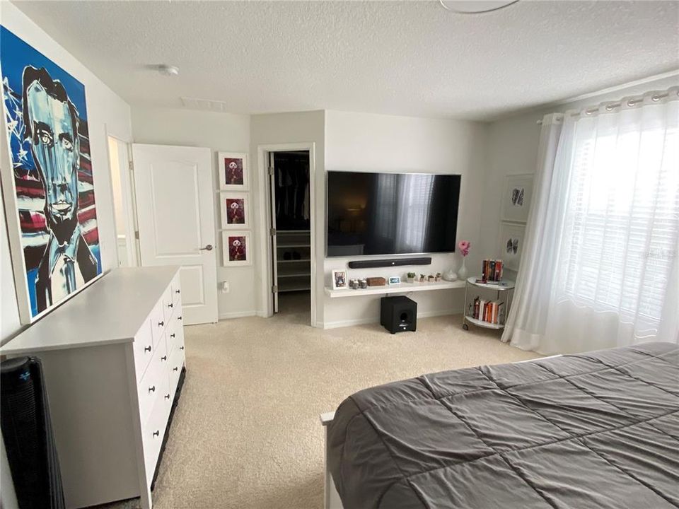 En Renta: $3,800 (3 camas, 2 baños, 1988 Pies cuadrados)