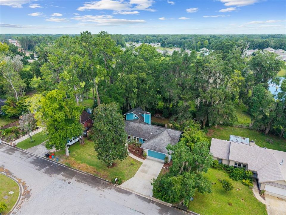 For Sale: $289,900 (3 beds, 2 baths, 1808 Square Feet)