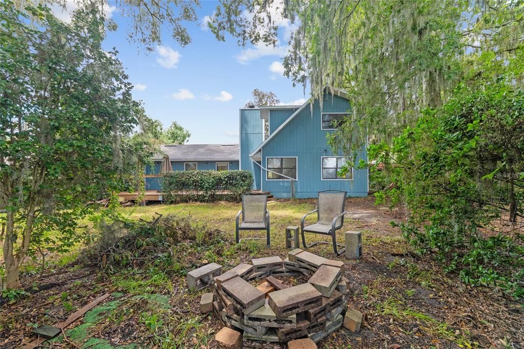 For Sale: $289,900 (3 beds, 2 baths, 1808 Square Feet)