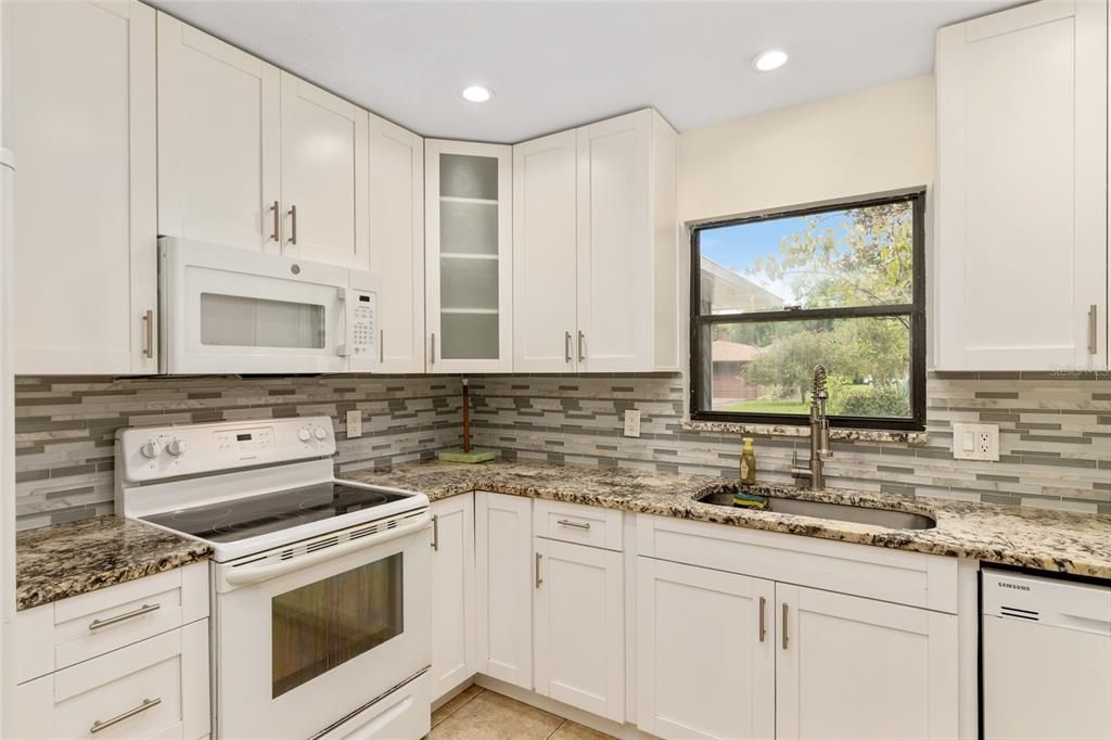 For Sale: $289,900 (3 beds, 2 baths, 1808 Square Feet)