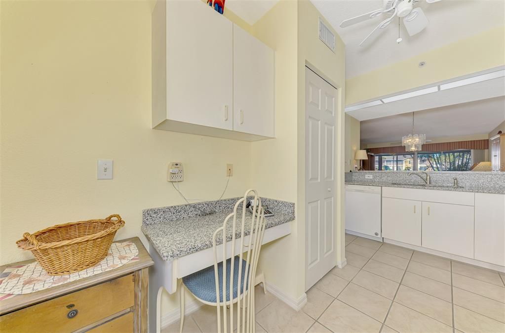 待售: $209,000 (2 贝兹, 2 浴室, 1176 平方英尺)