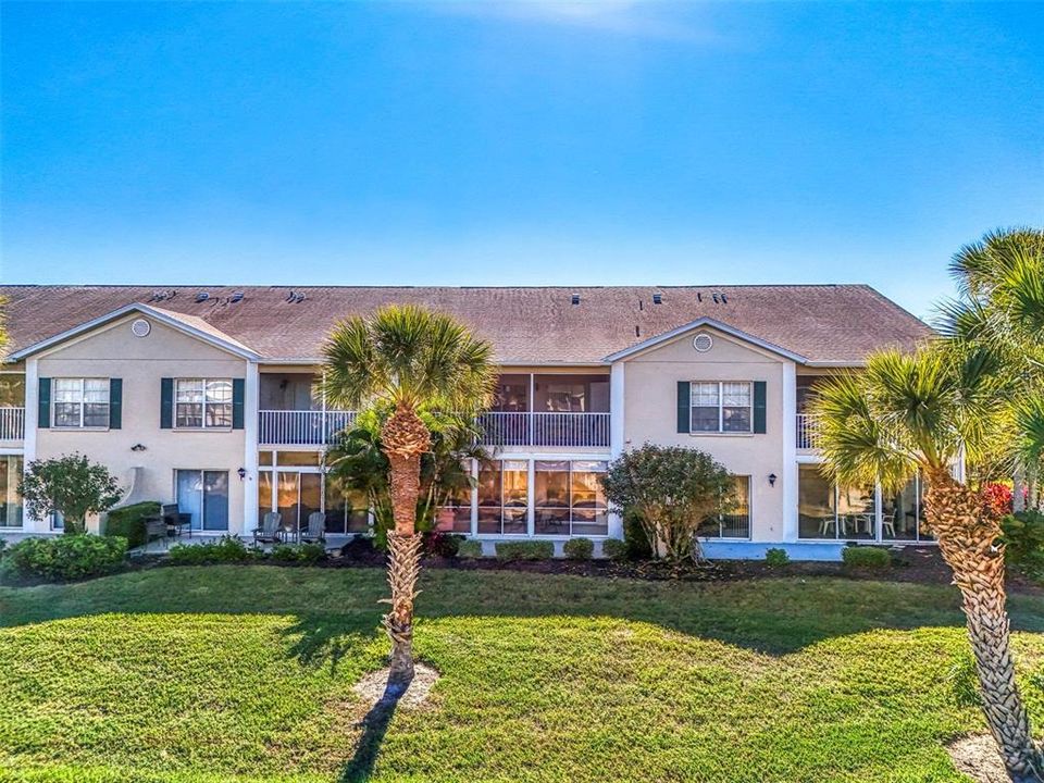 待售: $209,000 (2 贝兹, 2 浴室, 1176 平方英尺)