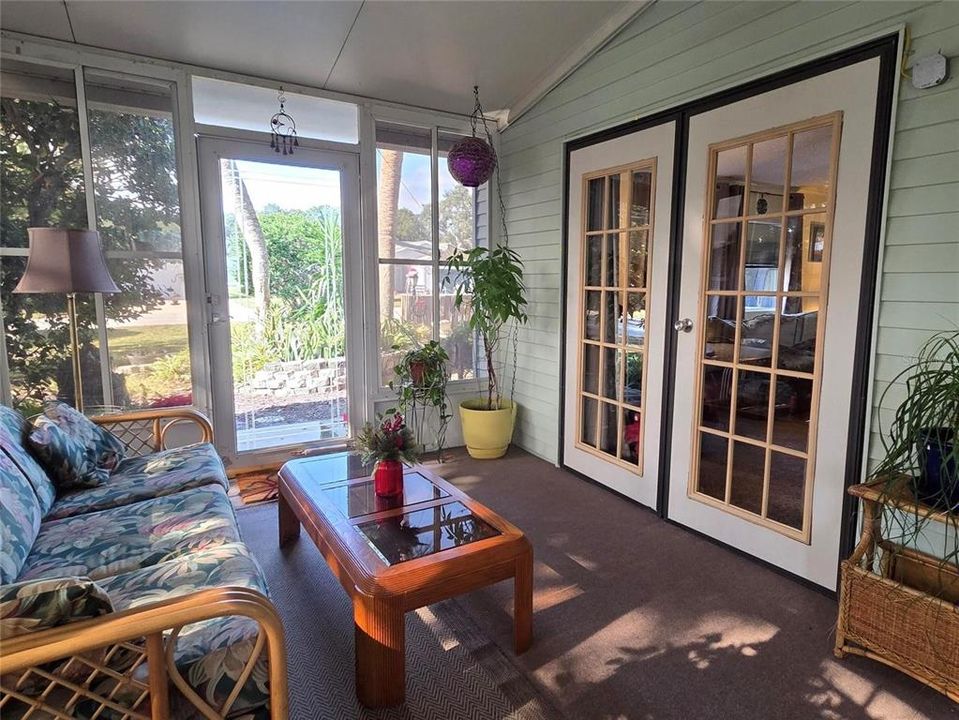 For Sale: $184,900 (2 beds, 2 baths, 1428 Square Feet)