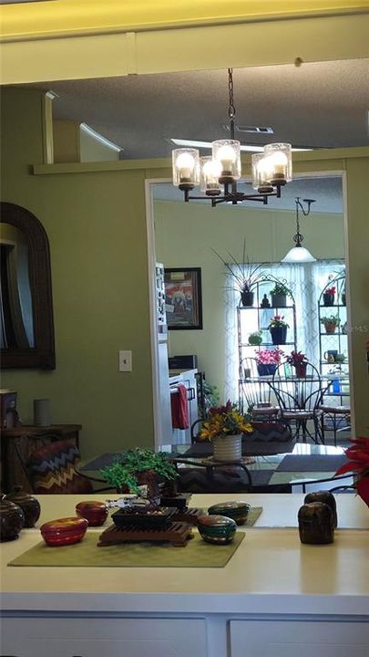 For Sale: $184,900 (2 beds, 2 baths, 1428 Square Feet)