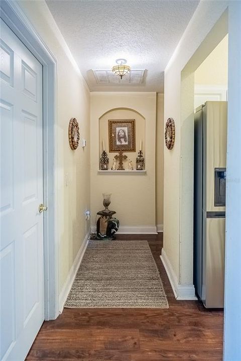 For Sale: $315,000 (3 beds, 2 baths, 1611 Square Feet)