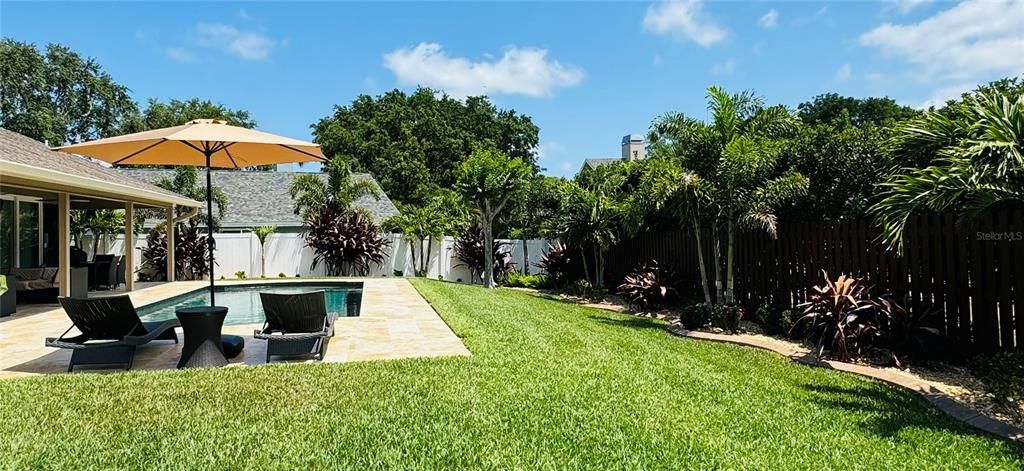 For Sale: $825,000 (3 beds, 2 baths, 2502 Square Feet)