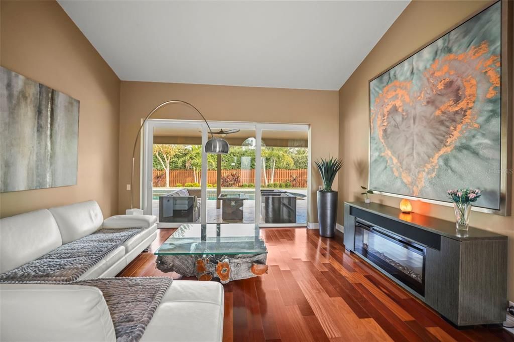 For Sale: $825,000 (3 beds, 2 baths, 2502 Square Feet)