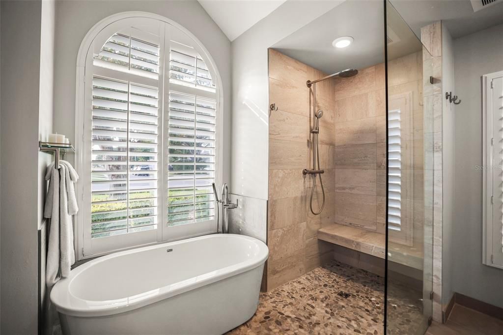 For Sale: $825,000 (3 beds, 2 baths, 2502 Square Feet)