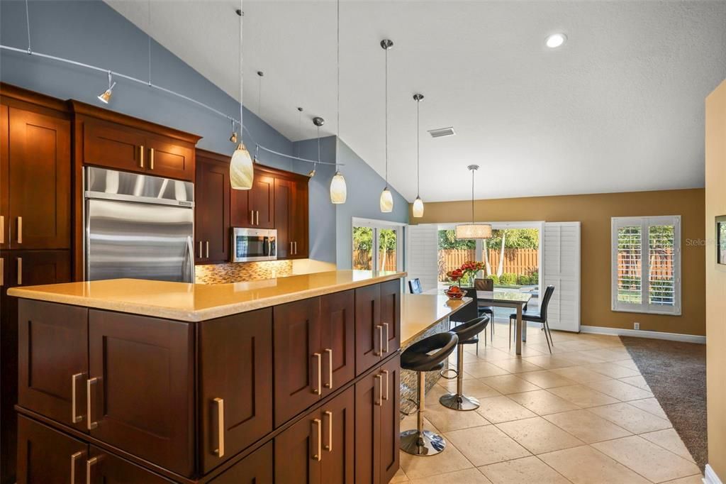 For Sale: $825,000 (3 beds, 2 baths, 2502 Square Feet)