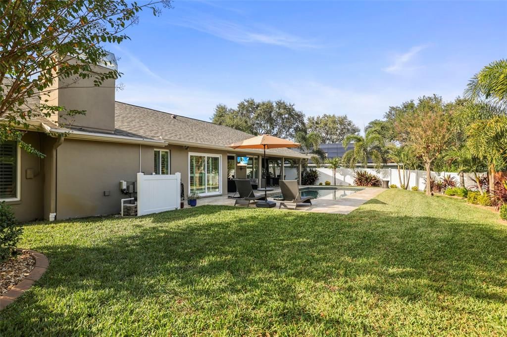 For Sale: $825,000 (3 beds, 2 baths, 2502 Square Feet)