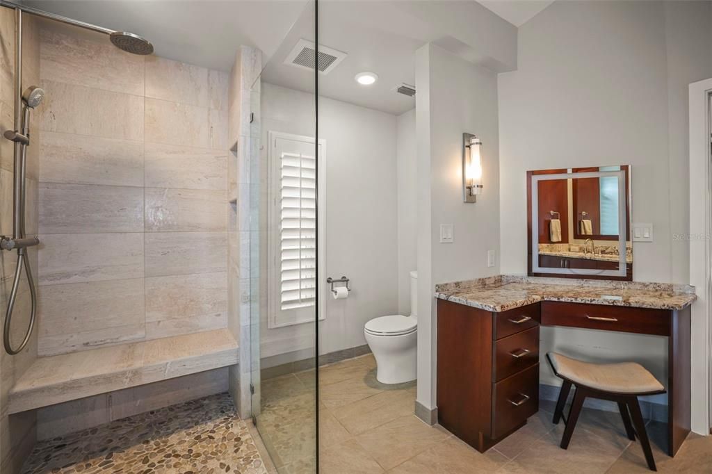 For Sale: $825,000 (3 beds, 2 baths, 2502 Square Feet)