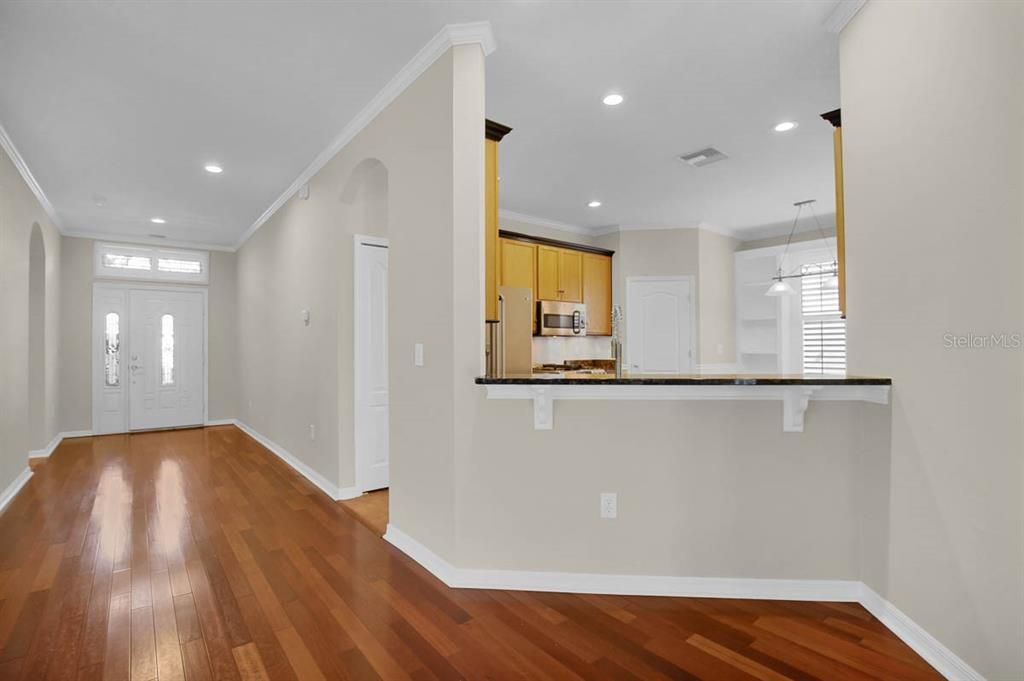 For Rent: $2,750 (3 beds, 2 baths, 2128 Square Feet)