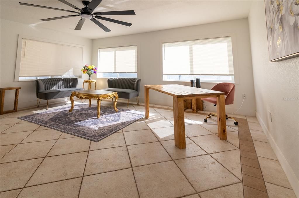 For Sale: $649,900 (2 beds, 2 baths, 1762 Square Feet)