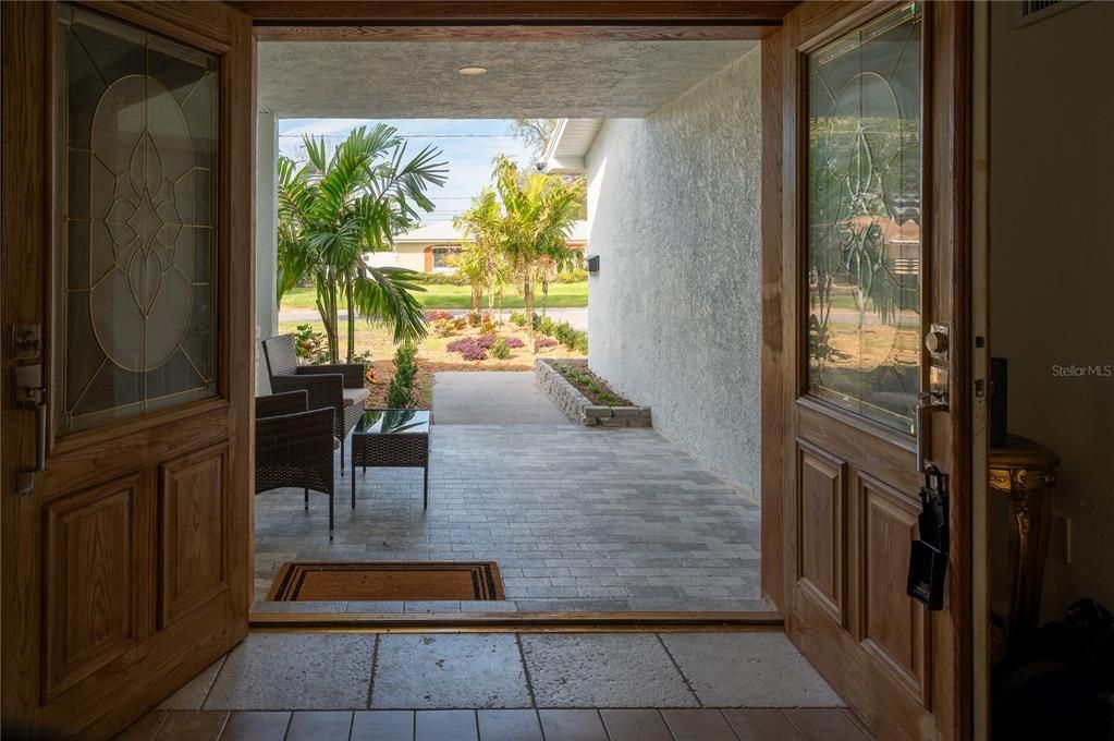 For Sale: $649,900 (2 beds, 2 baths, 1762 Square Feet)