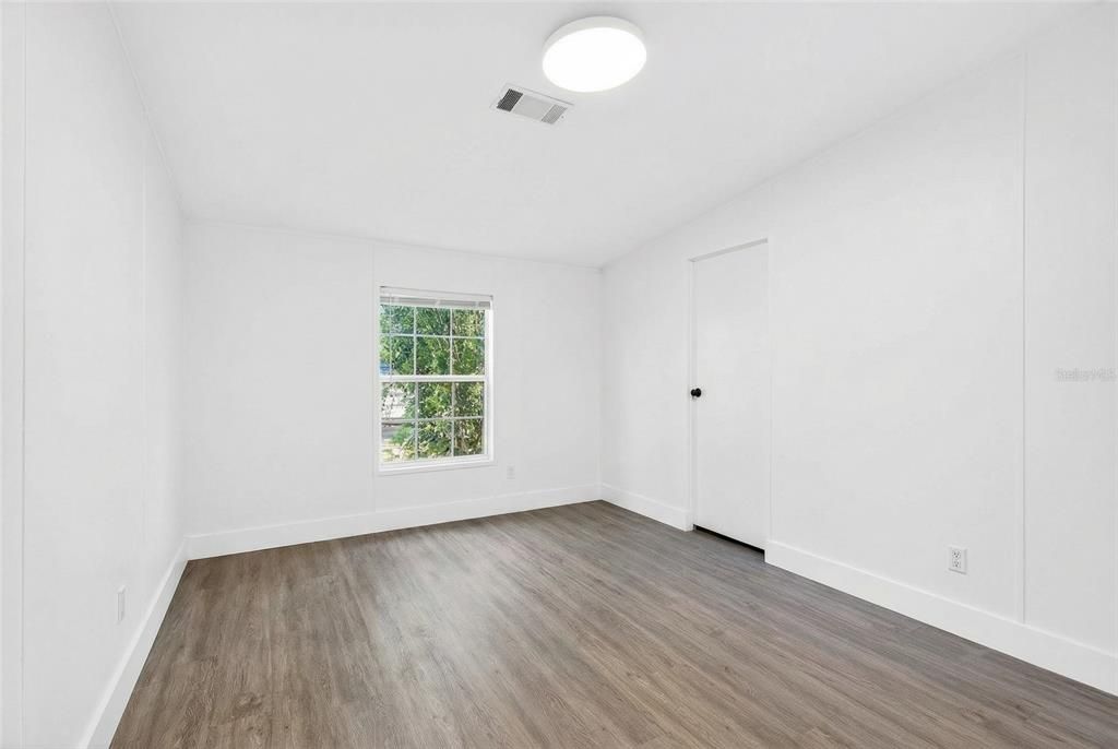 For Sale: $260,000 (3 beds, 2 baths, 1620 Square Feet)