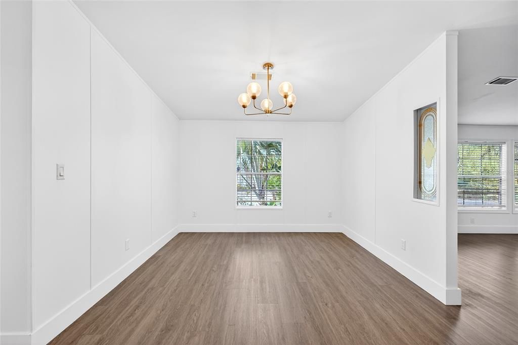 For Sale: $260,000 (3 beds, 2 baths, 1620 Square Feet)