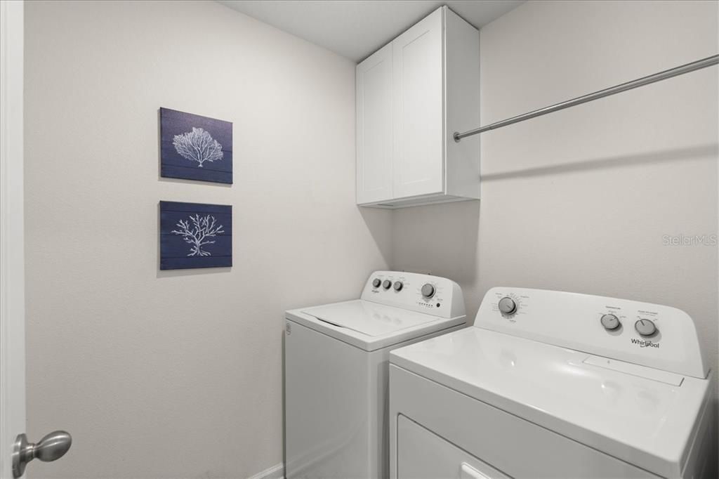 待售: $315,000 (4 贝兹, 2 浴室, 1862 平方英尺)