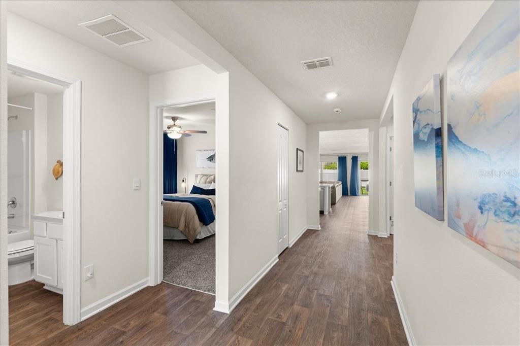 待售: $315,000 (4 贝兹, 2 浴室, 1862 平方英尺)