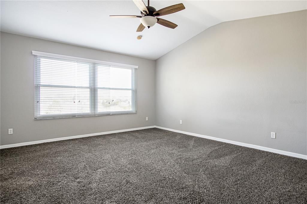 En Renta: $2,595 (5 camas, 2 baños, 2577 Pies cuadrados)