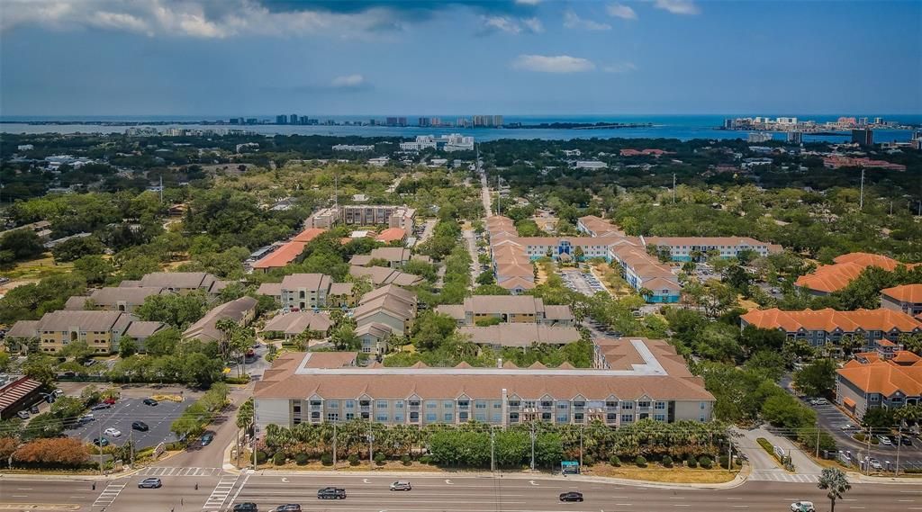 For Sale: $150,000 (1 beds, 1 baths, 660 Square Feet)