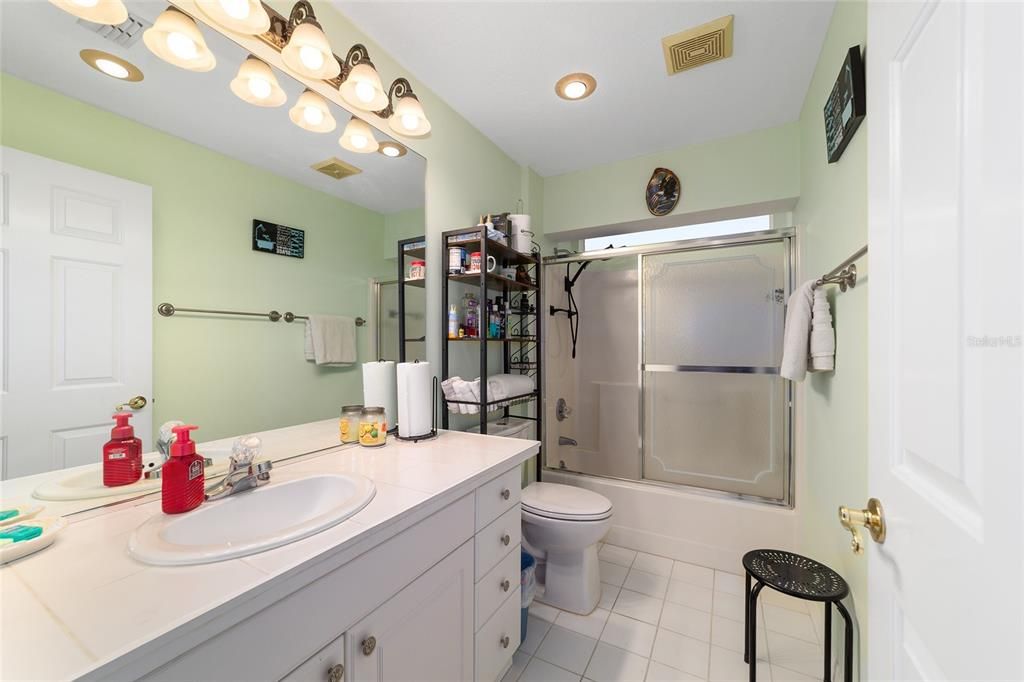 For Sale: $369,900 (3 beds, 2 baths, 1776 Square Feet)