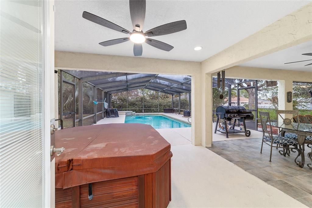 For Sale: $369,900 (3 beds, 2 baths, 1776 Square Feet)