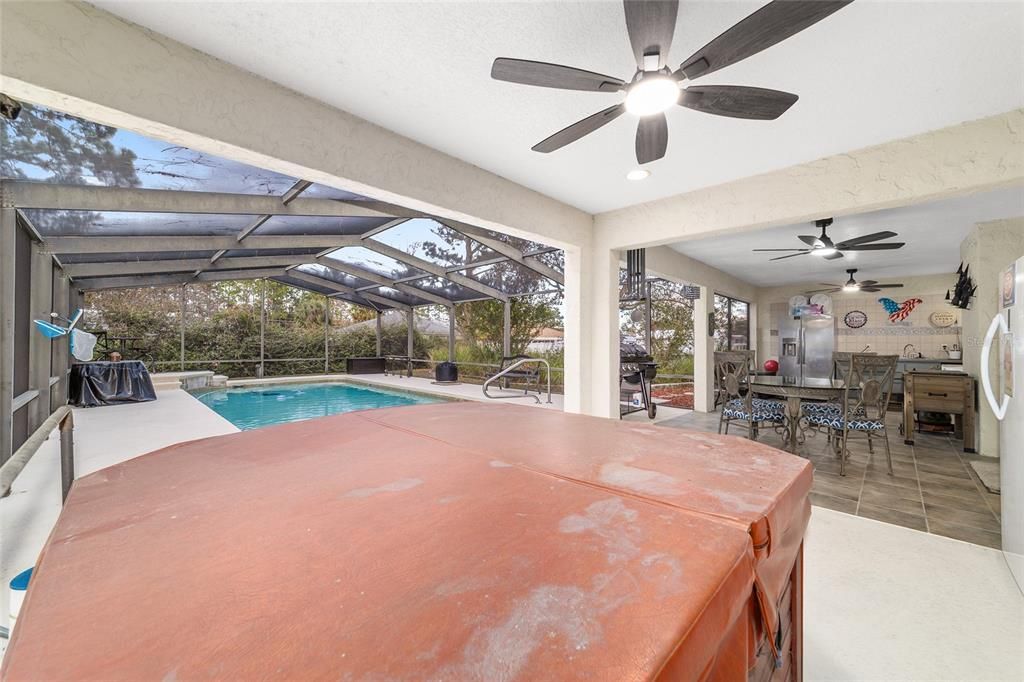 For Sale: $369,900 (3 beds, 2 baths, 1776 Square Feet)